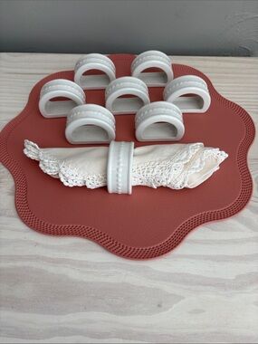 VTG Set of 8 Country Cottage White Embossed Dots Ceramic Semi-Circle Napkin Ring